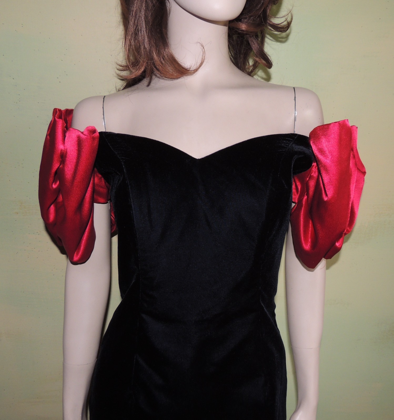 8 Vintage 80’s Dress Late Edition Black Velvet & Red Satin Sleeves