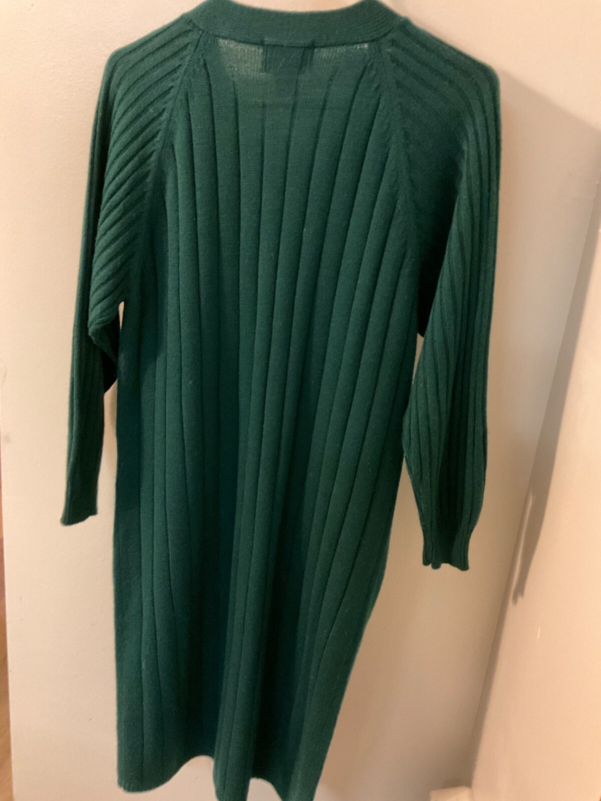 Vintage SILVER THREADS Sweater. Size Medium/petite