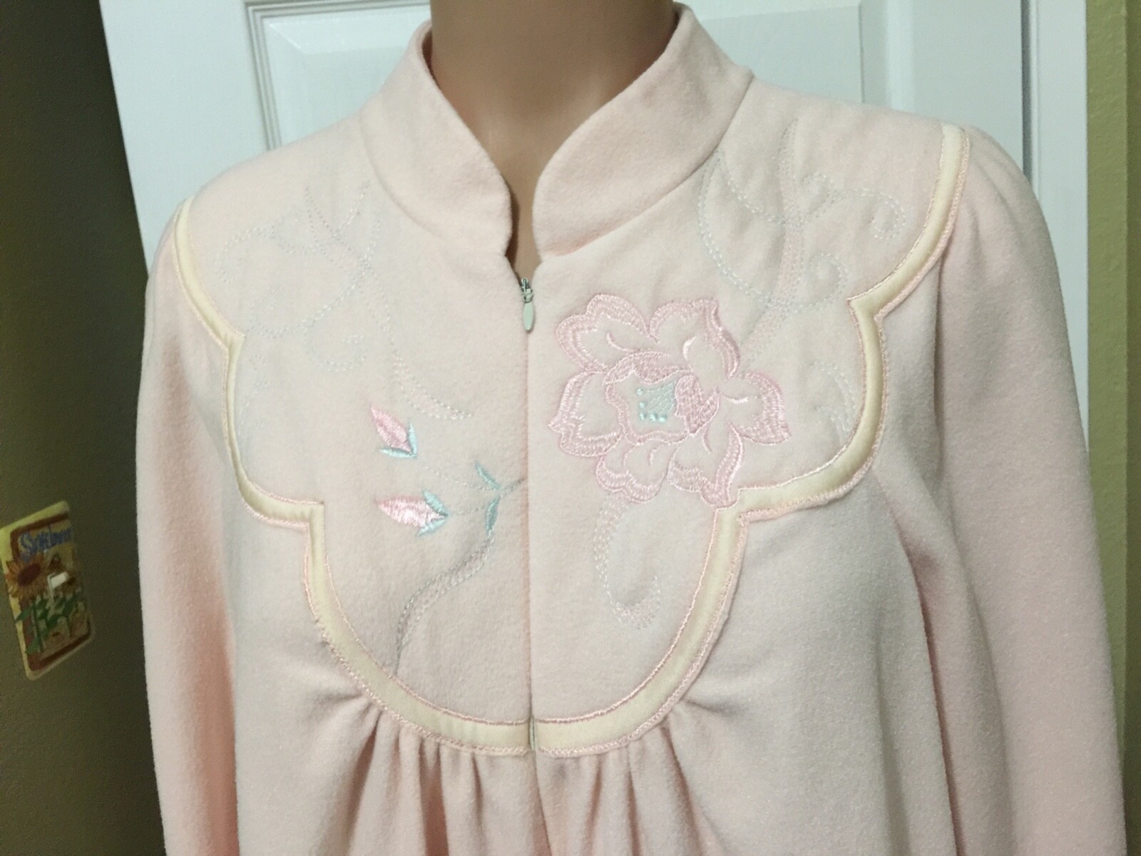 Vintage fleece robe warm soft pink long 3/4 zip front embroidered size L