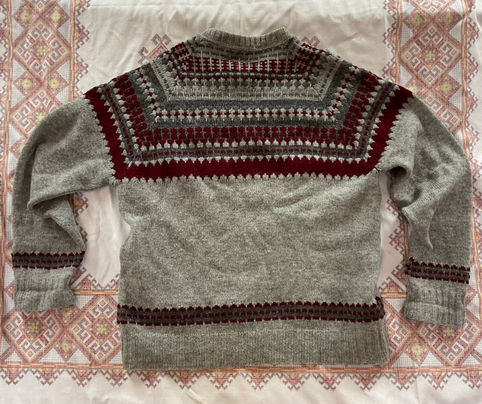 Pendleton 100% Shetland Wool Fair Isle Sweater Grey Burgandy Country Traditional