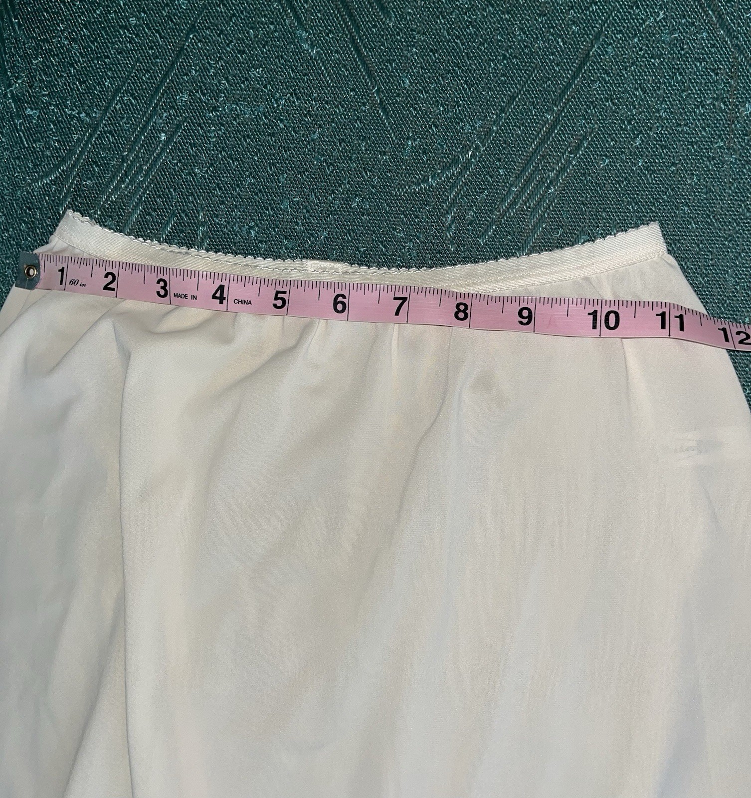 Vtg Shadowline Half Slip Small Tall Cream Floral Lace Trim Satin Skirt 25” Long