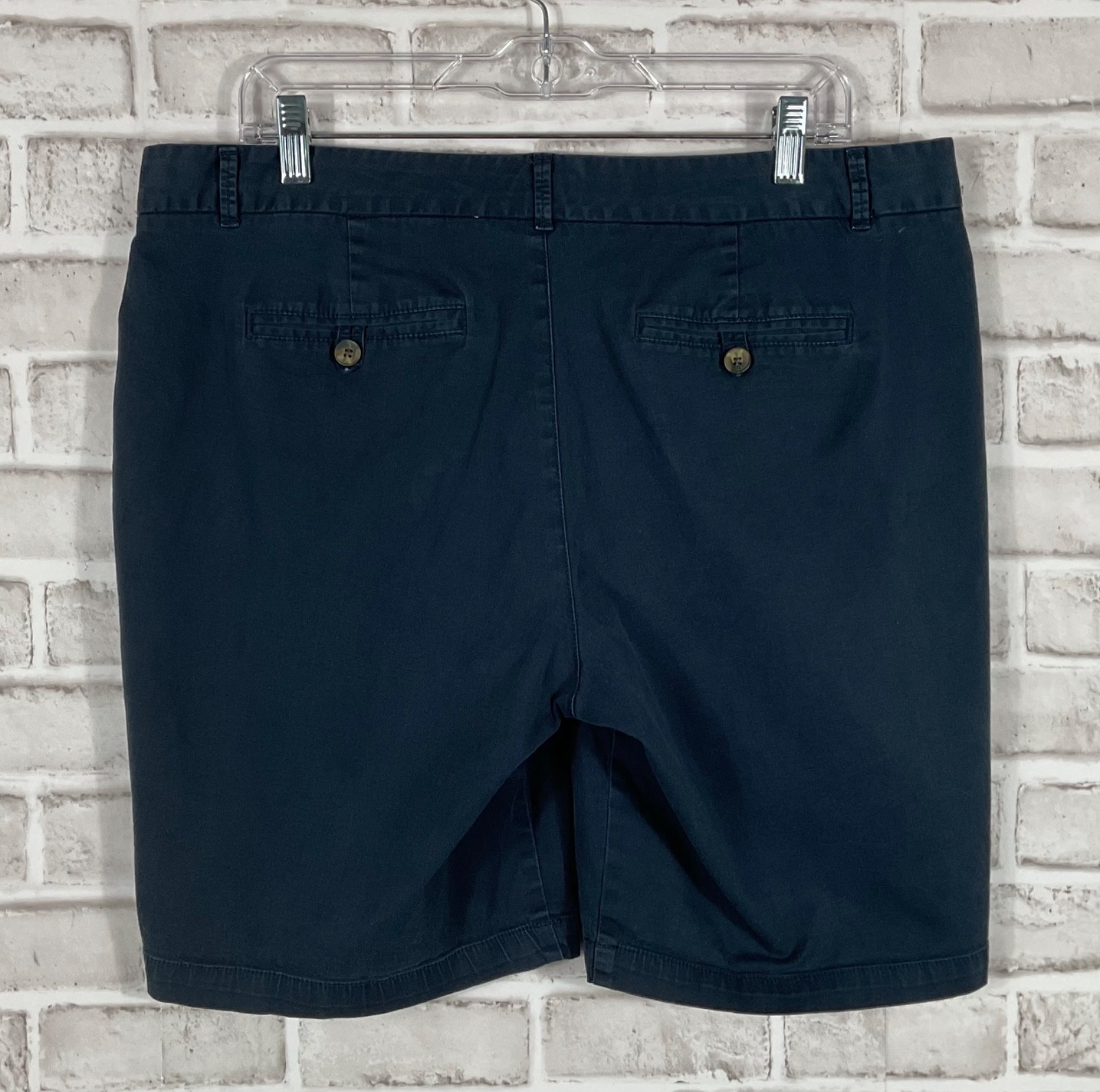 Dockers Shorts Womens Sz 14 Blue Chino Low Rise Pockets Stretch Slightly Curvy