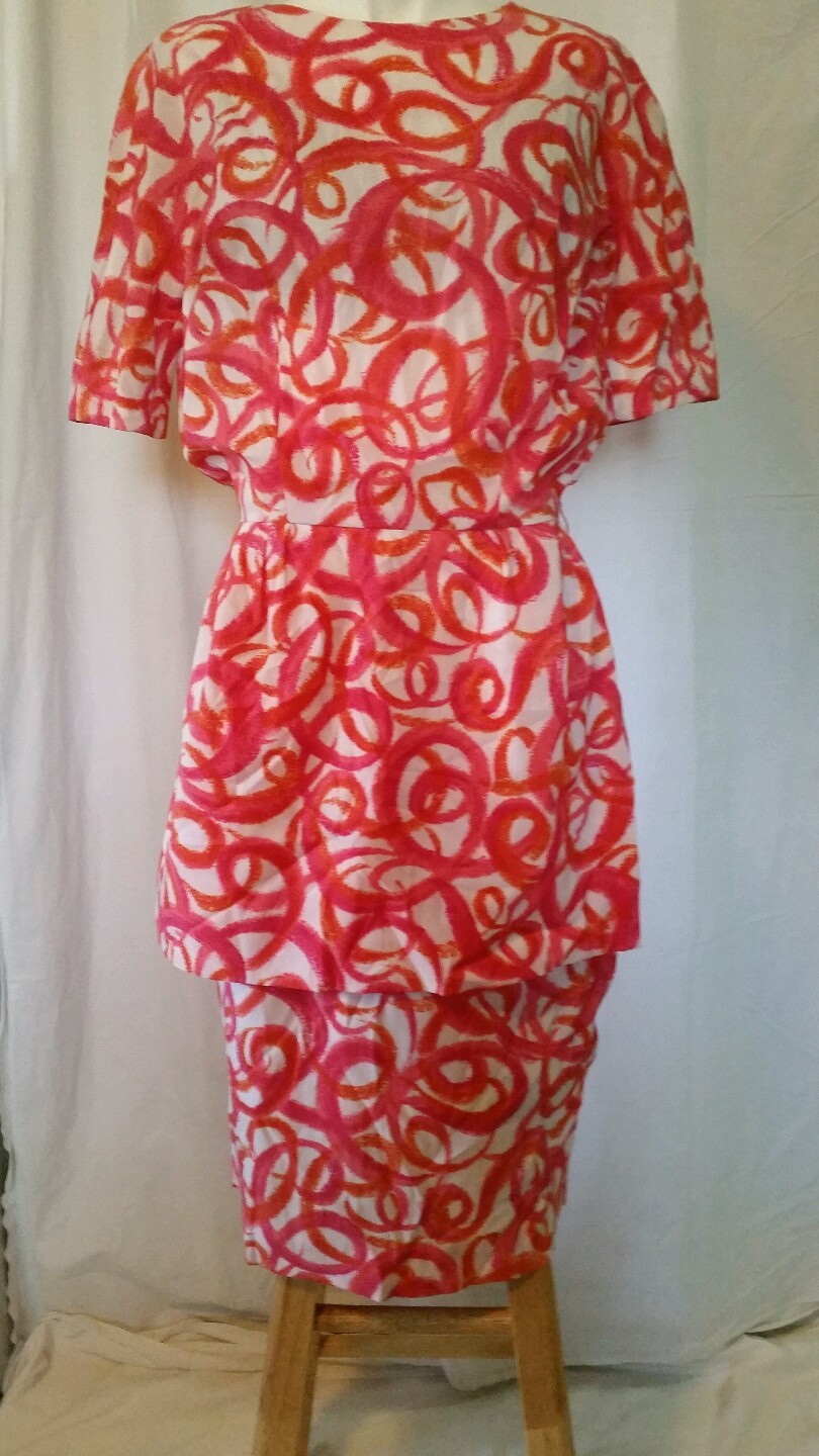 Vintage MARJORIE MONTGOMERY Silky Dress Coral print sht sleeve straight skirt M