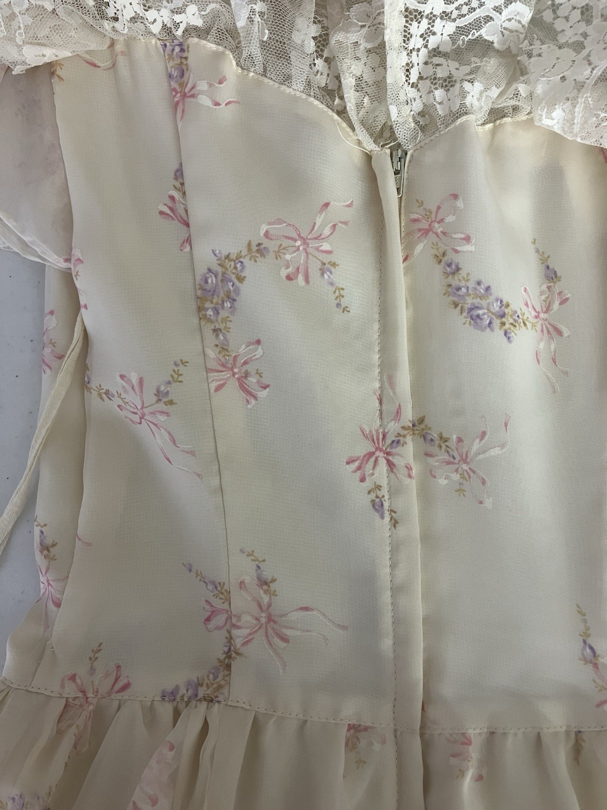 VTG Gunne Sax Wedding Dress Prairie Bows Ivory Lace Victorian Hoop Skirt Sz 5 Xs