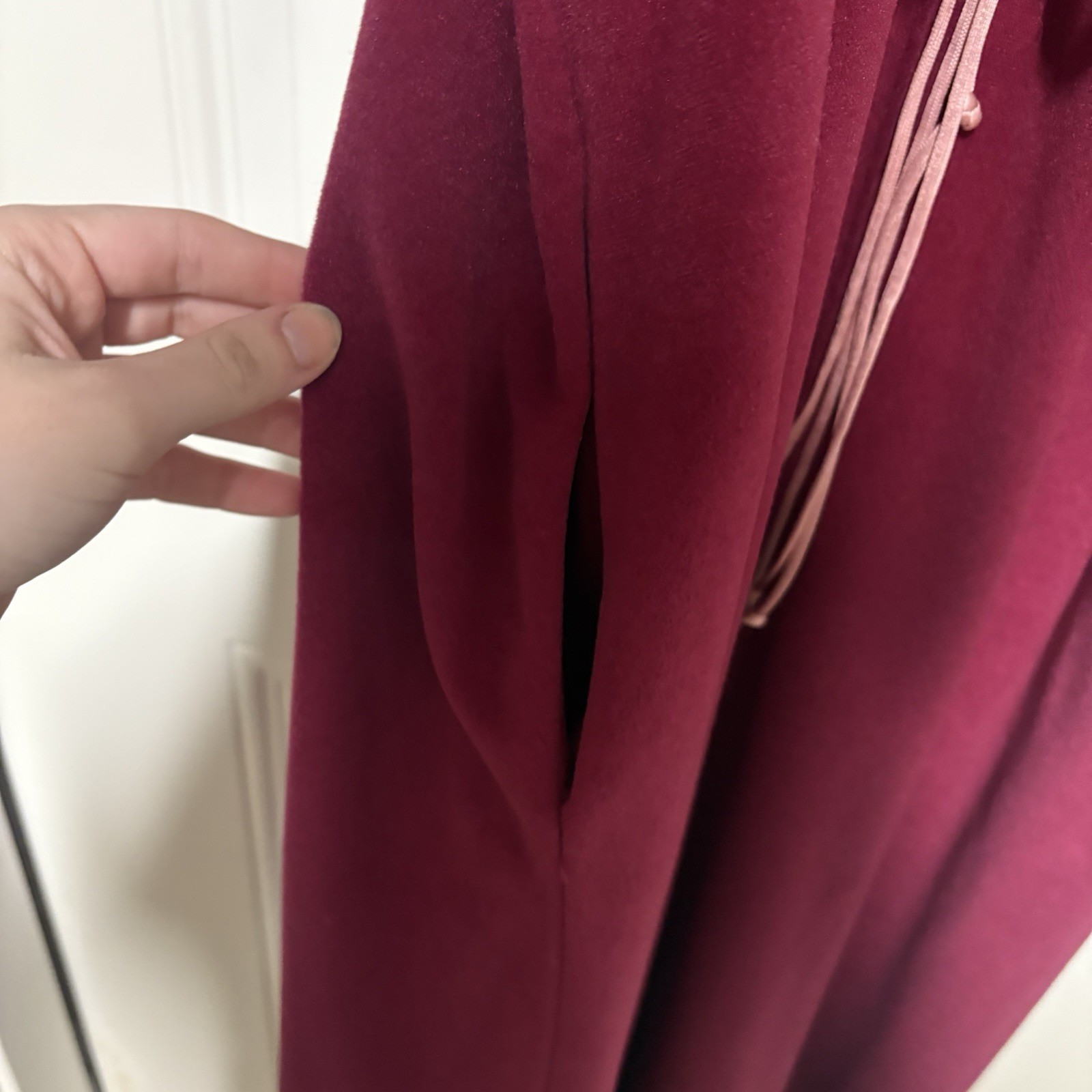 VTG Vanity Fair Housecoat Robe Zip Front Velour Cinched Waist Raspberry Sz M