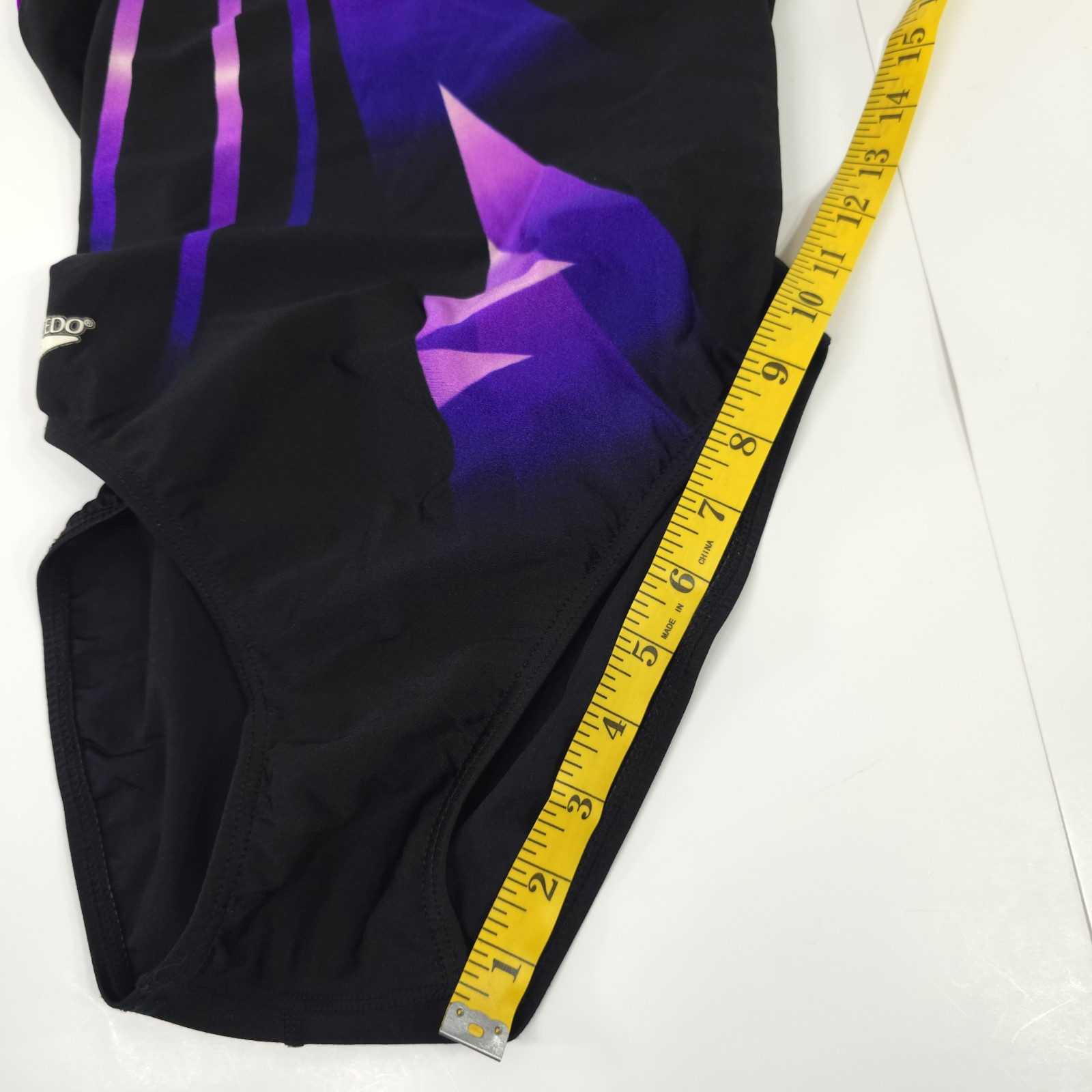 VINTAGE SPEEDO SWIMSUIT WOMENS SIZE 34 / 10 BLACK PINK PURPLE WIRE FREE UNPADDED