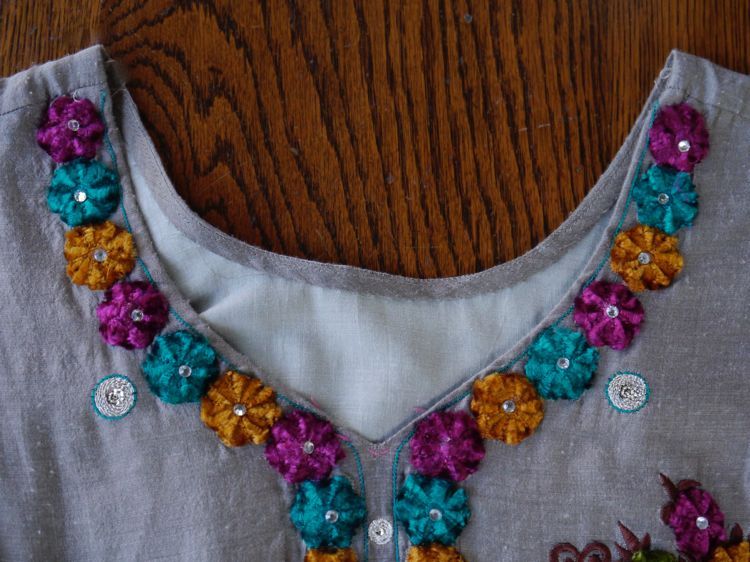 VTG India Tribal Hippie Festival Dress Silk Tunic 3D Velvet Applique Beaded XS