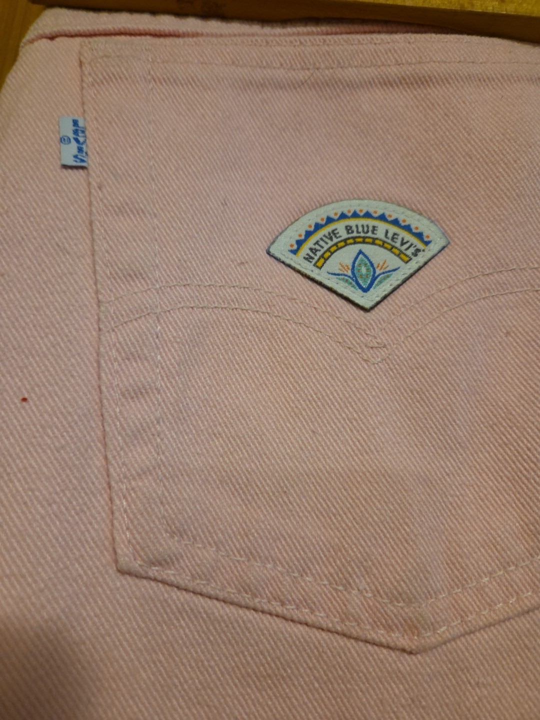 Vintage 90s Levi’s NATIVE BLUE Pink Womens Denim Jeans Pants Size 14 30″ Inseam