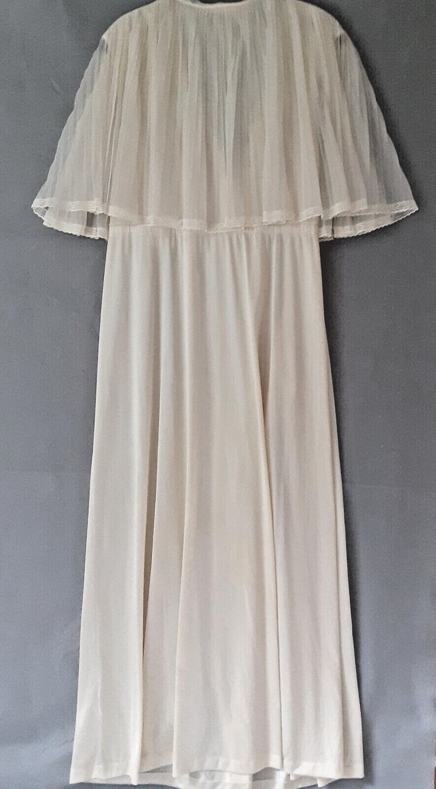 Vtg Ivory Nylon Robe Sz M Sheer Pleated Chiffon Capelet Dressing Gown Jolie Two