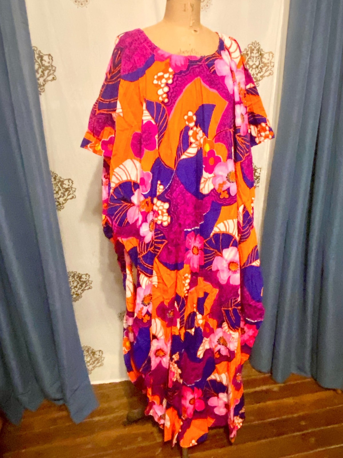 Vintage McInerny Psychedelic OPEN SIDES Hawaiian Maxi Coverup Caftan Dress L