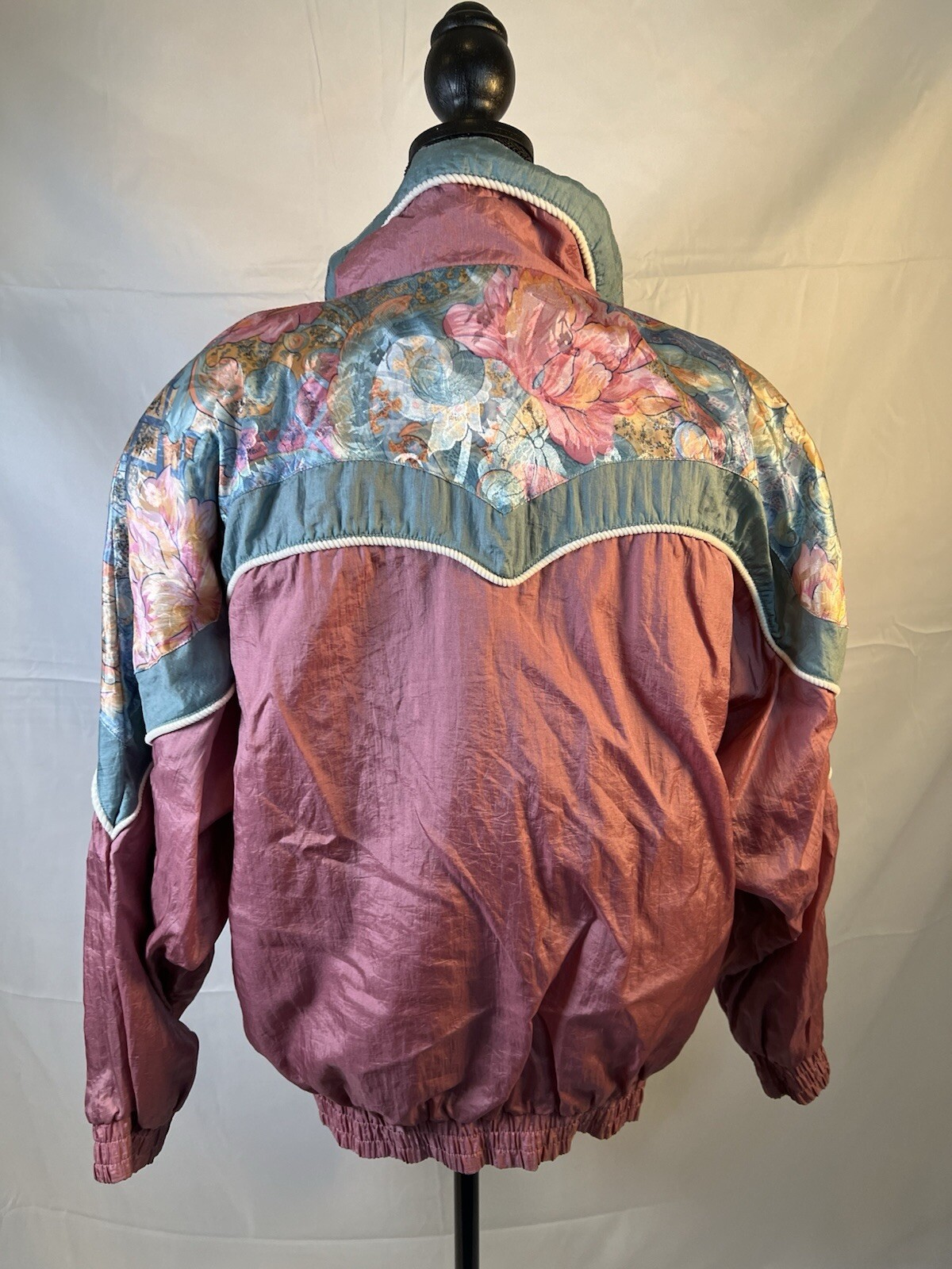 Classic vintage 1980’s Women’s Track Suit Jacket Mauve Floral Size L . So Cool