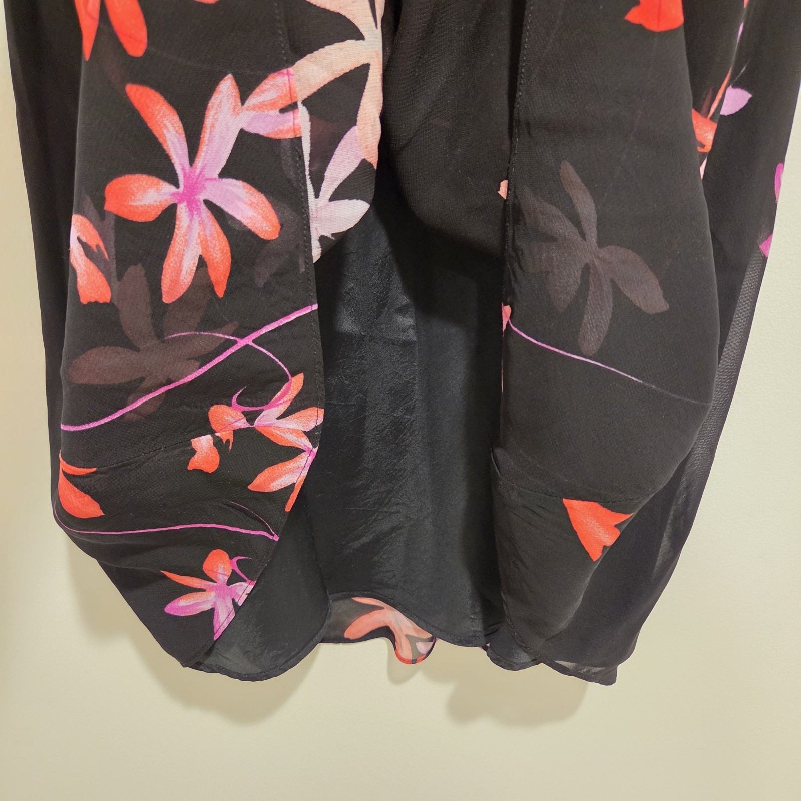 Vintage Y2K 90s Floral Dress 6 Spaghetti Strap Black Party Vacation Flutter Hem