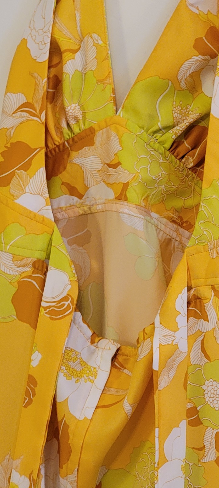 70s Vintage Sunny Yellow Summer Halter Dress With Open Back Ties & Zipper 🌼