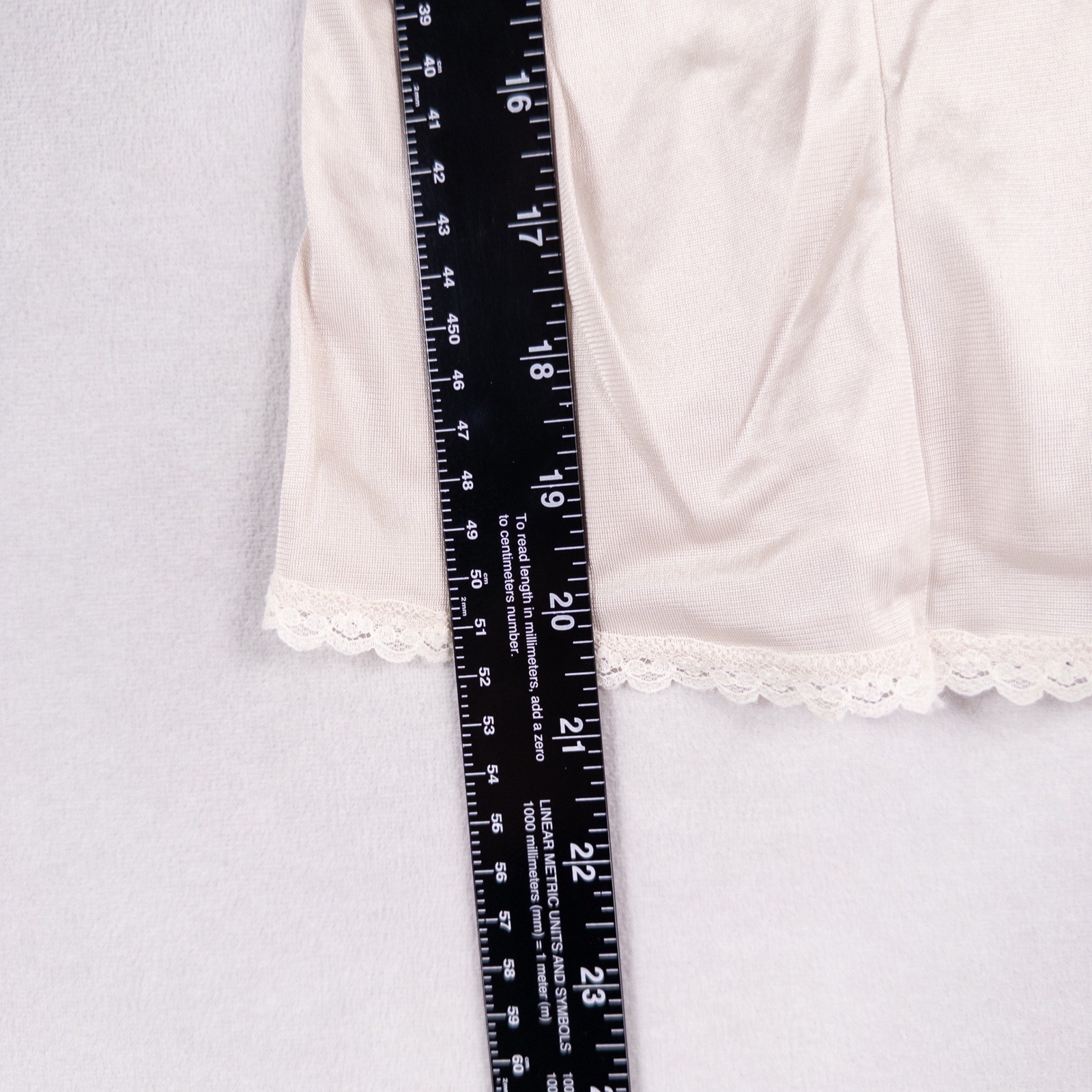 Vintage Bonne Nuit Camisole Womens Medium Cream Lace Trim Floral Embroidered *