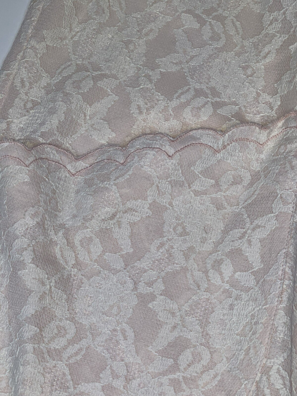 Vintage Seamprufe Housecoat M Robe Pink Lace satin Ribbon Button Front Pockets