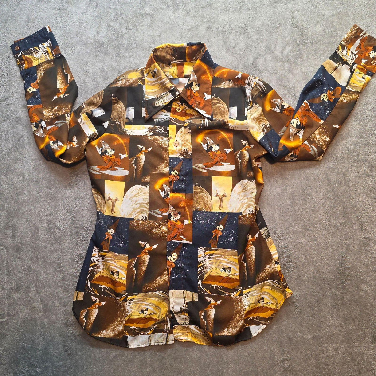 Mickey Mouse Fantasia Button Up Shirt Womens M Vintage Long Sleeve Sorcerer