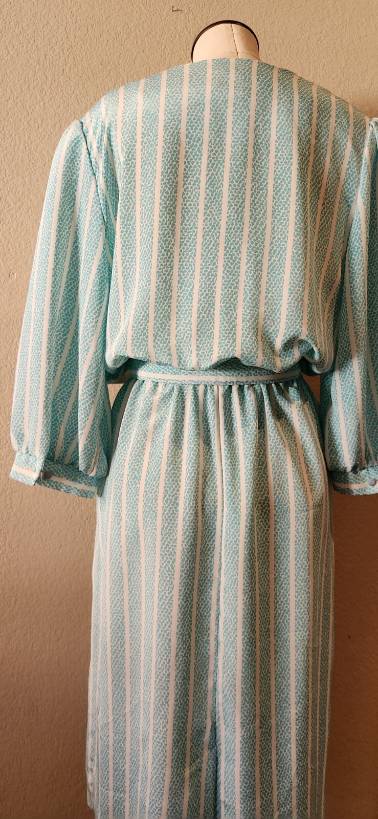 VtG Pellini 80s Aqua Blue And White Striped Belted Dress Shoulder Pads 13/14