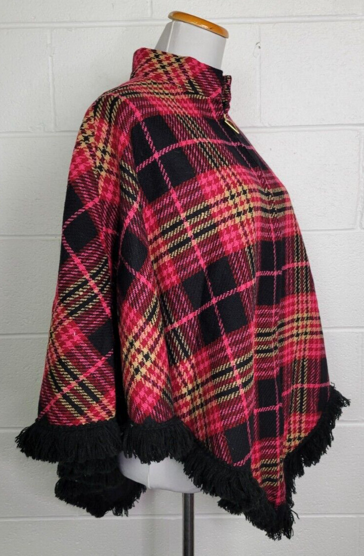 Vintage Dutchmaid Pink Red Plaid Wool Tweed Poncho w. Fringe Jr. Miss 16-18