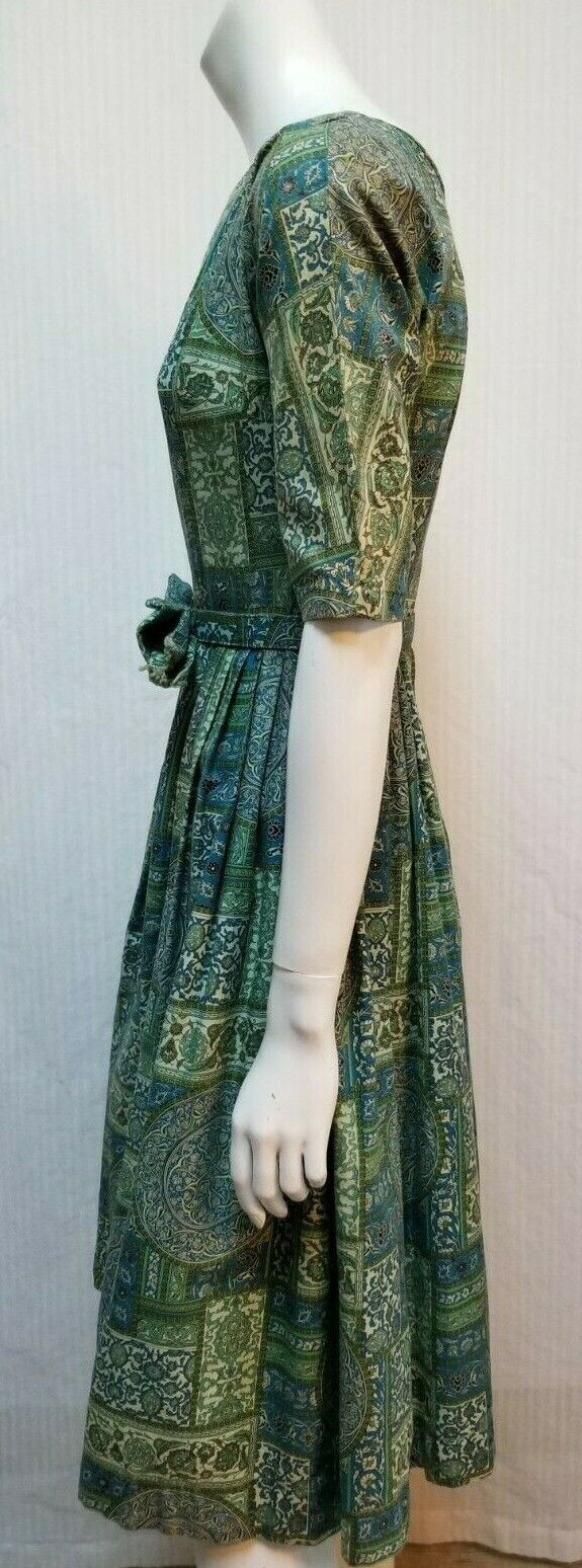 Vintage 1950’s Green Blue Floral Medallion Print Full DRESS with BELT – Size XS