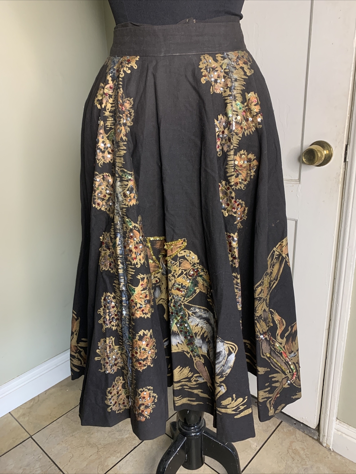 Vintage 1950’s Mexican circle skirt hand painted sequins Lavable Tel-Art Matador