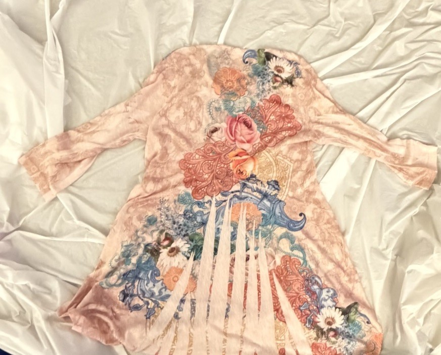 Y2K Beautiful light Coral Sequin Floral Long Sleeve Top Size L by Cactus Brand
