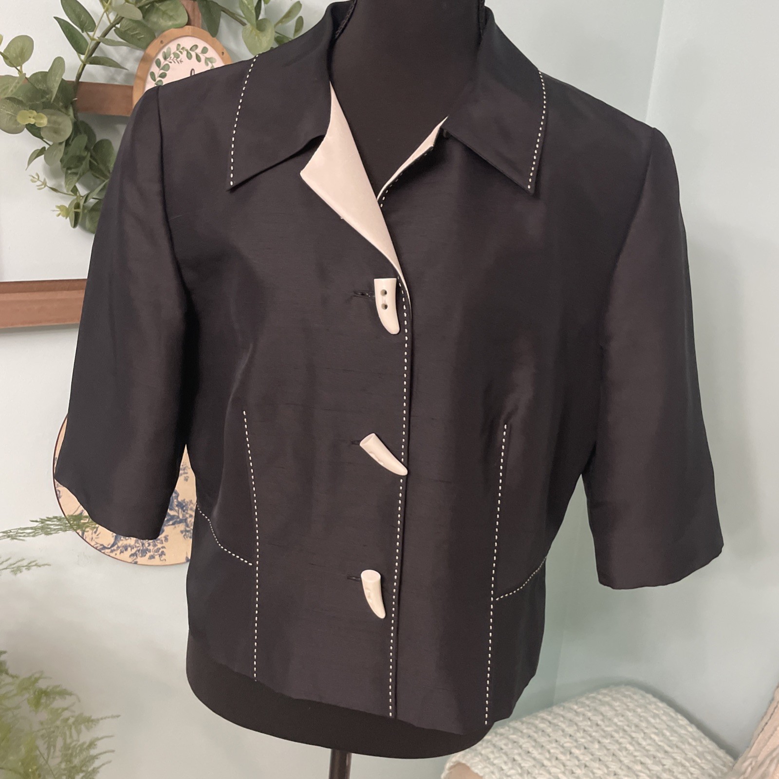 90’s Shomi By Miller Shor 100% Silk Cropped Blazer 10 ( Liner Polyester)