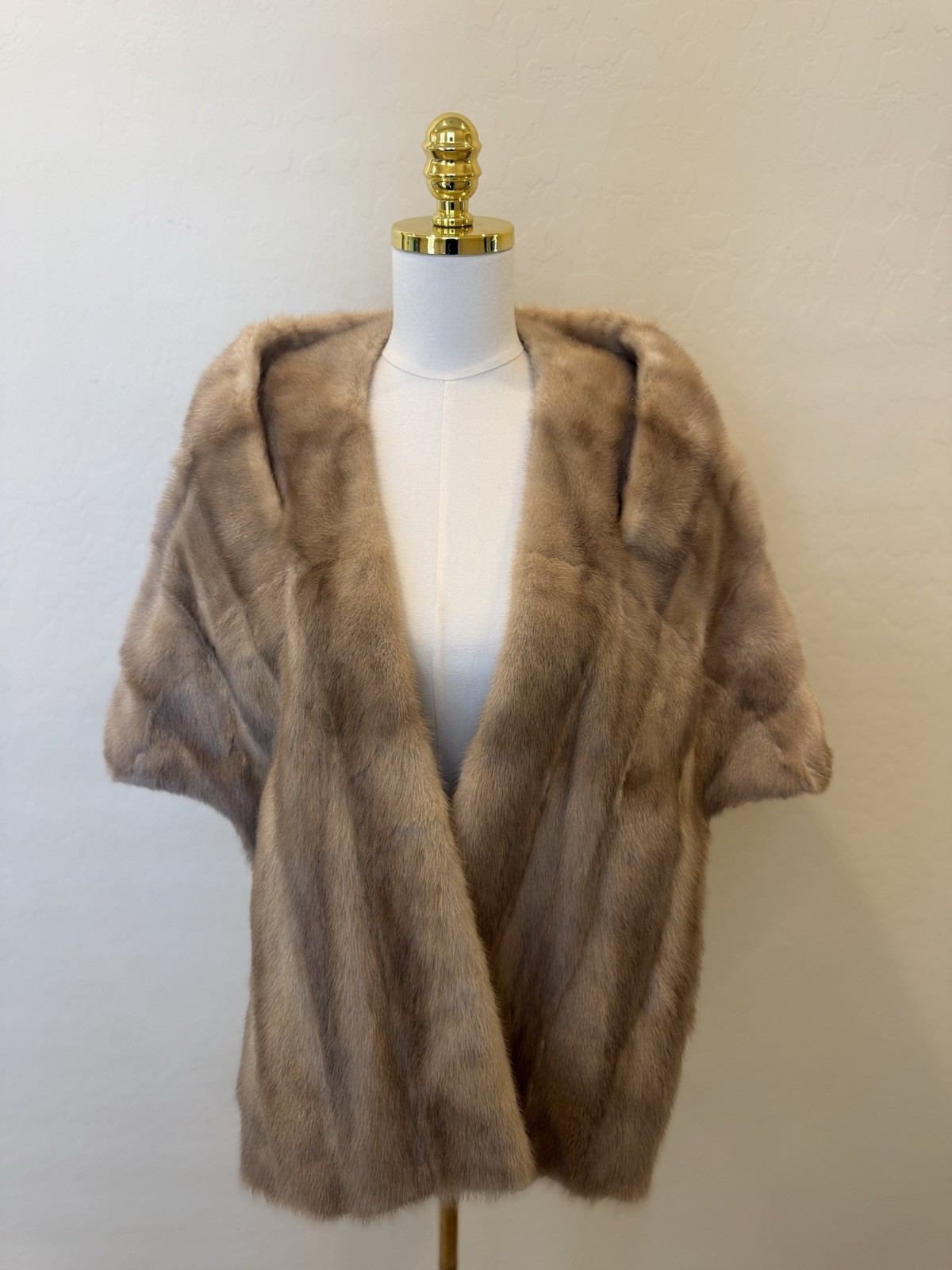 Vintage Dark Blonde Mink Women’s Stole/Cape One Size Fits Most