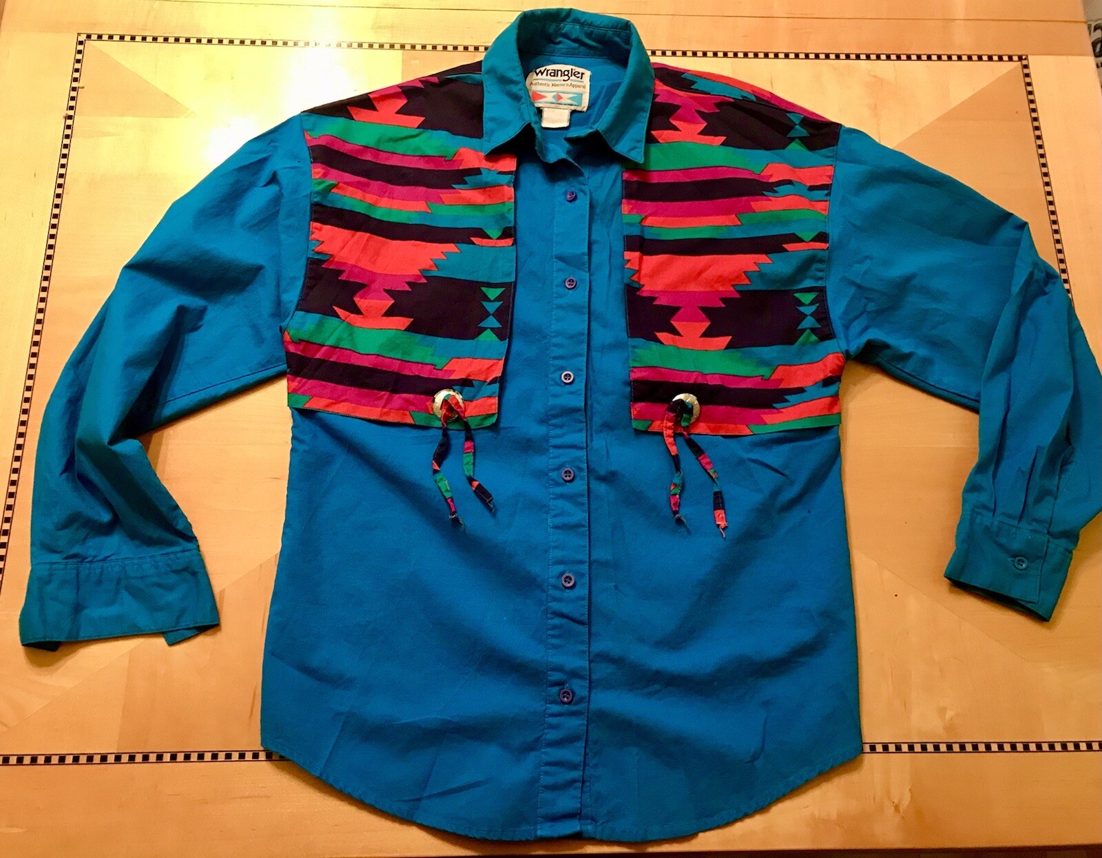80’s-90’sVintage Wrangler Western Shirt Concho Native Design