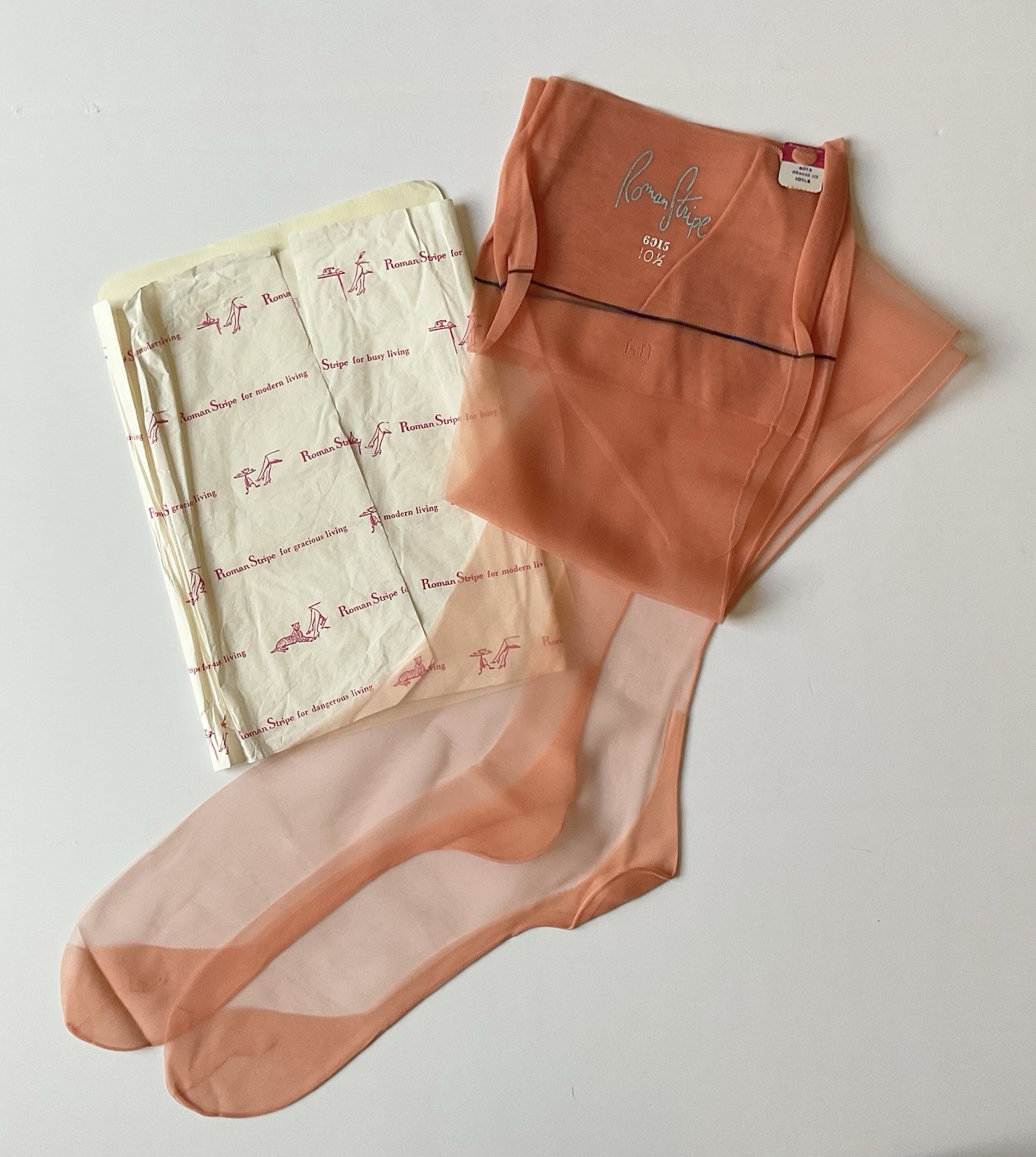 Rare Vtg Roman Stripe Nylon Stockings Seamed Silky 60/15 Sz 10.5 Rainbow Stripe