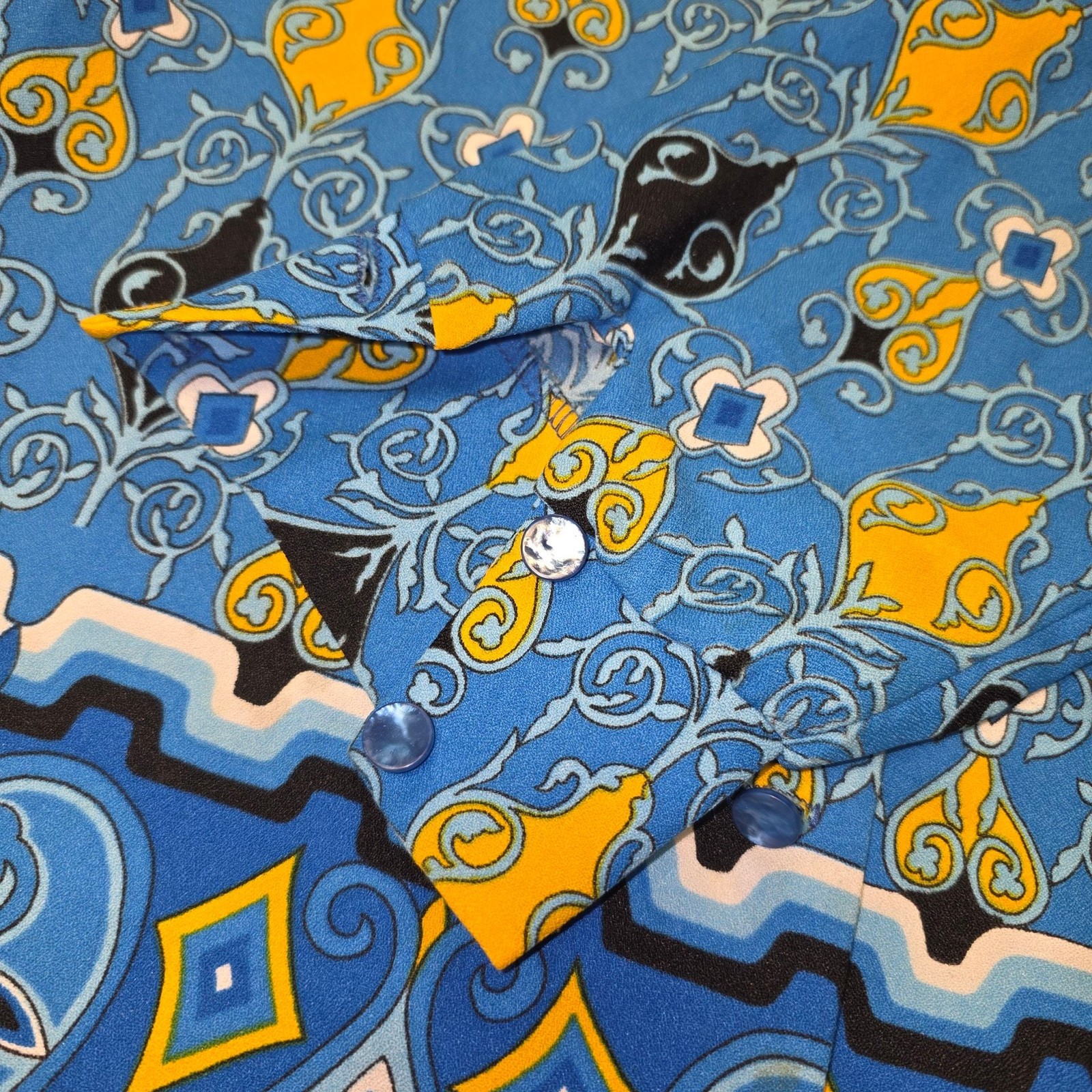 Vintage 60’s Pykettes Blue and Yellow Geometric Print women’s blouse shirt