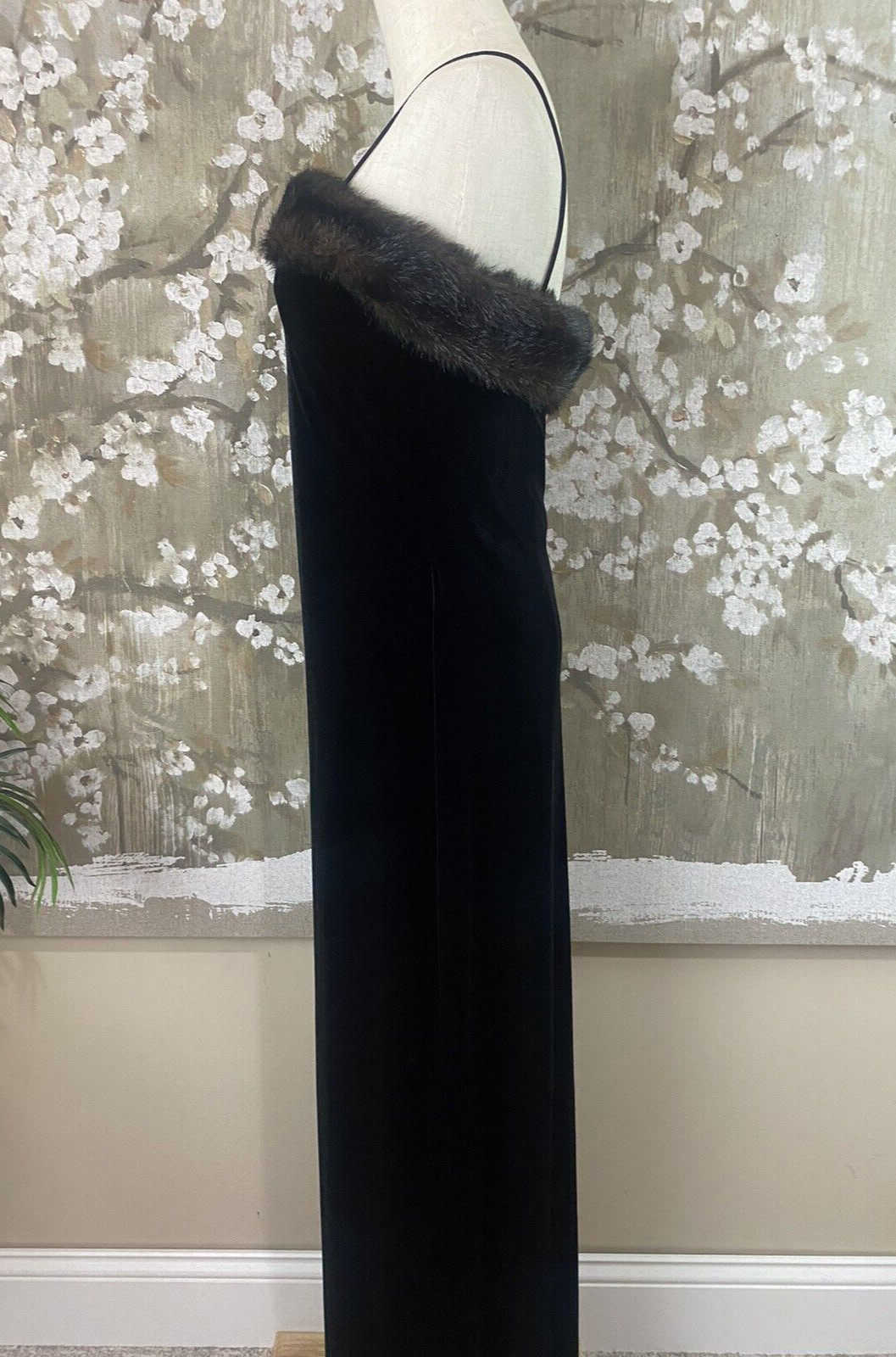 VTG CACHET Black Velvet Faux Fur Collar Wiggle Cocktail Prom Party Dress 8 EVC