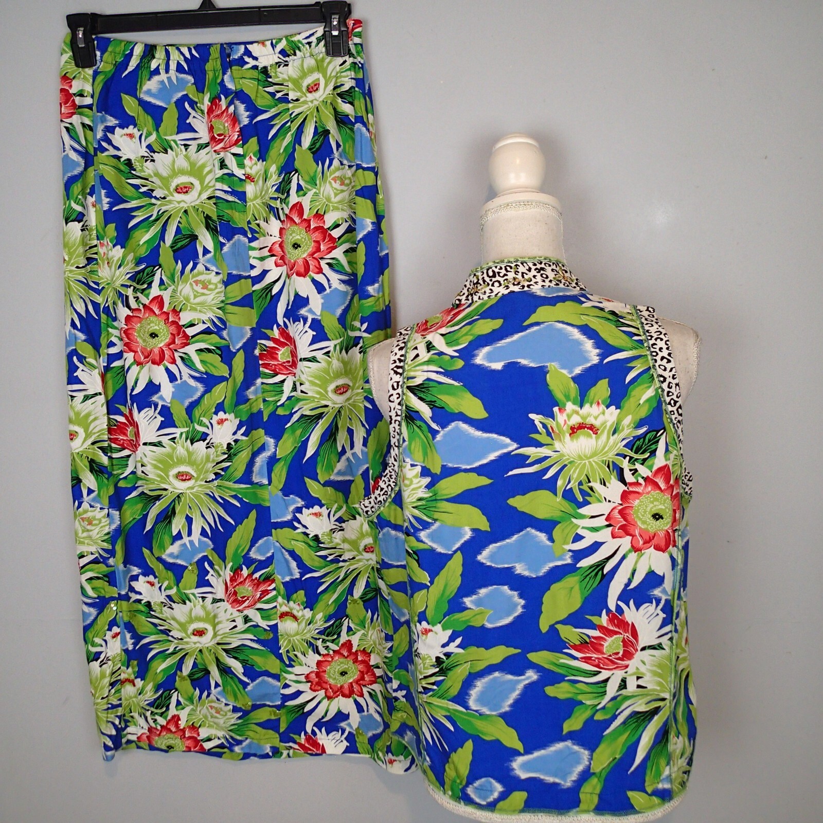 FAITH by Celia Forrester Set S Top Skirt Tropical Floral Shirt hawaian blue