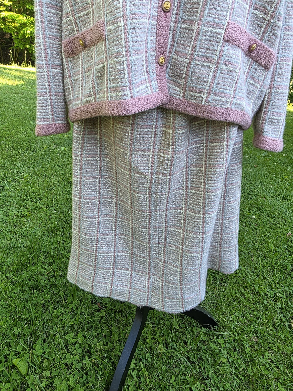Vtg Castleberry Knits Skirt Suit Set Boucle Tweed Pink Cream Plaid Plus Mohair