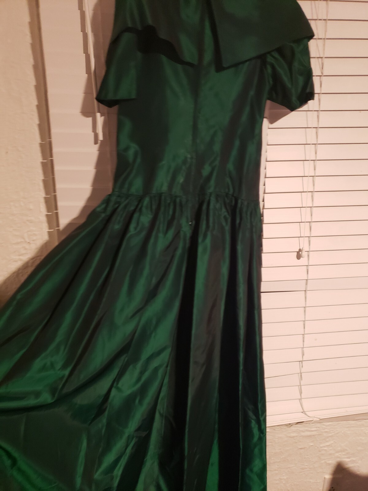 VTG 80s 90s Green Formal PROM off shoulder Dress Gown Sleeves Bow drop Waist
