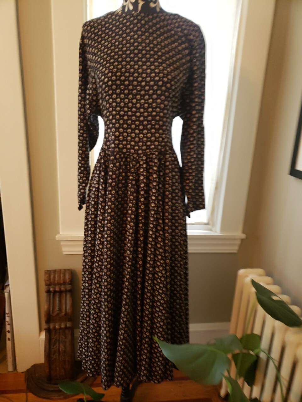 Vtg Cottagecore Carole Little for St. Tropez Long Sleeve Black/White Dress 10