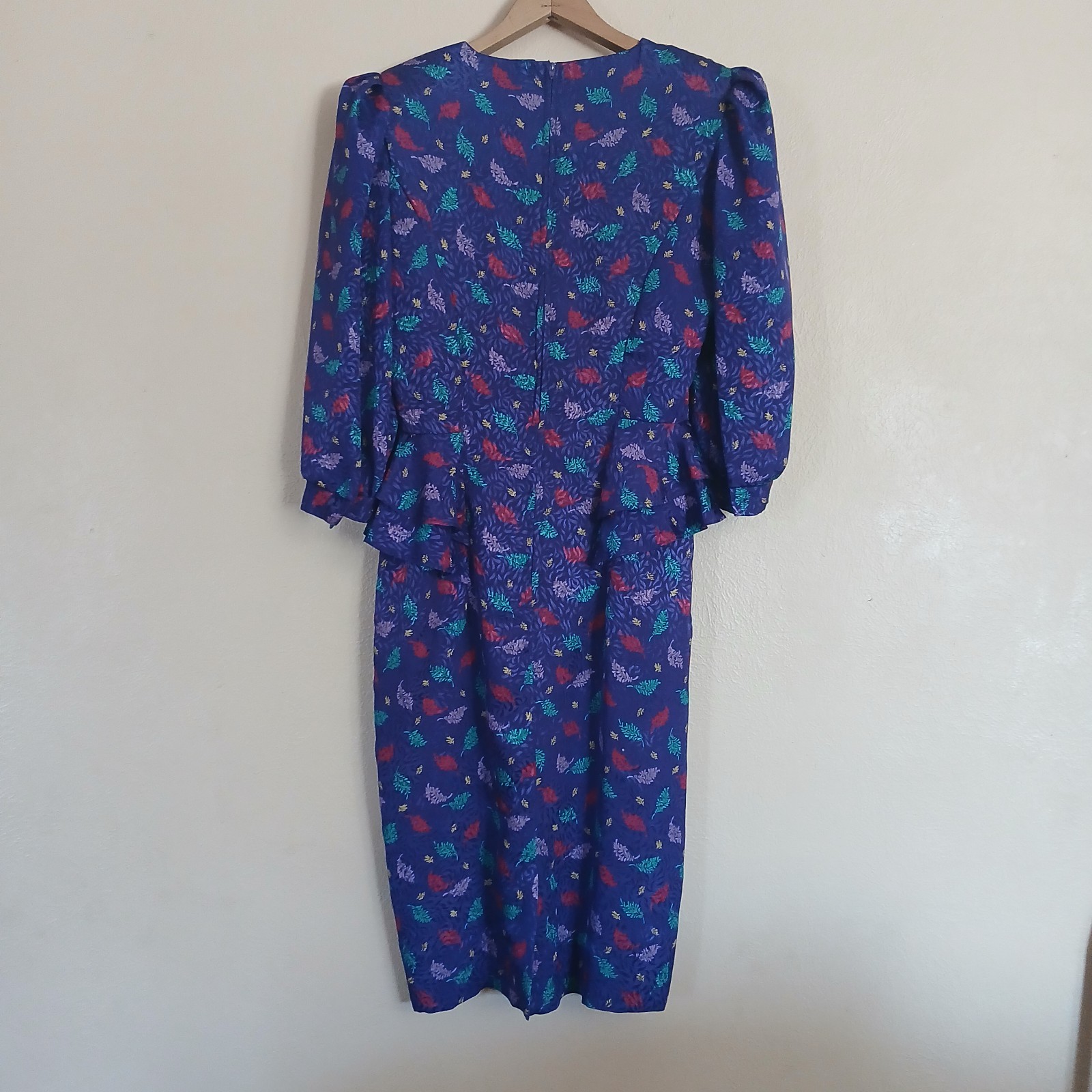 Vintage 80’s Lisa Petites Blue Leaf Dress w/Hip Ruffles Women’s Size 6