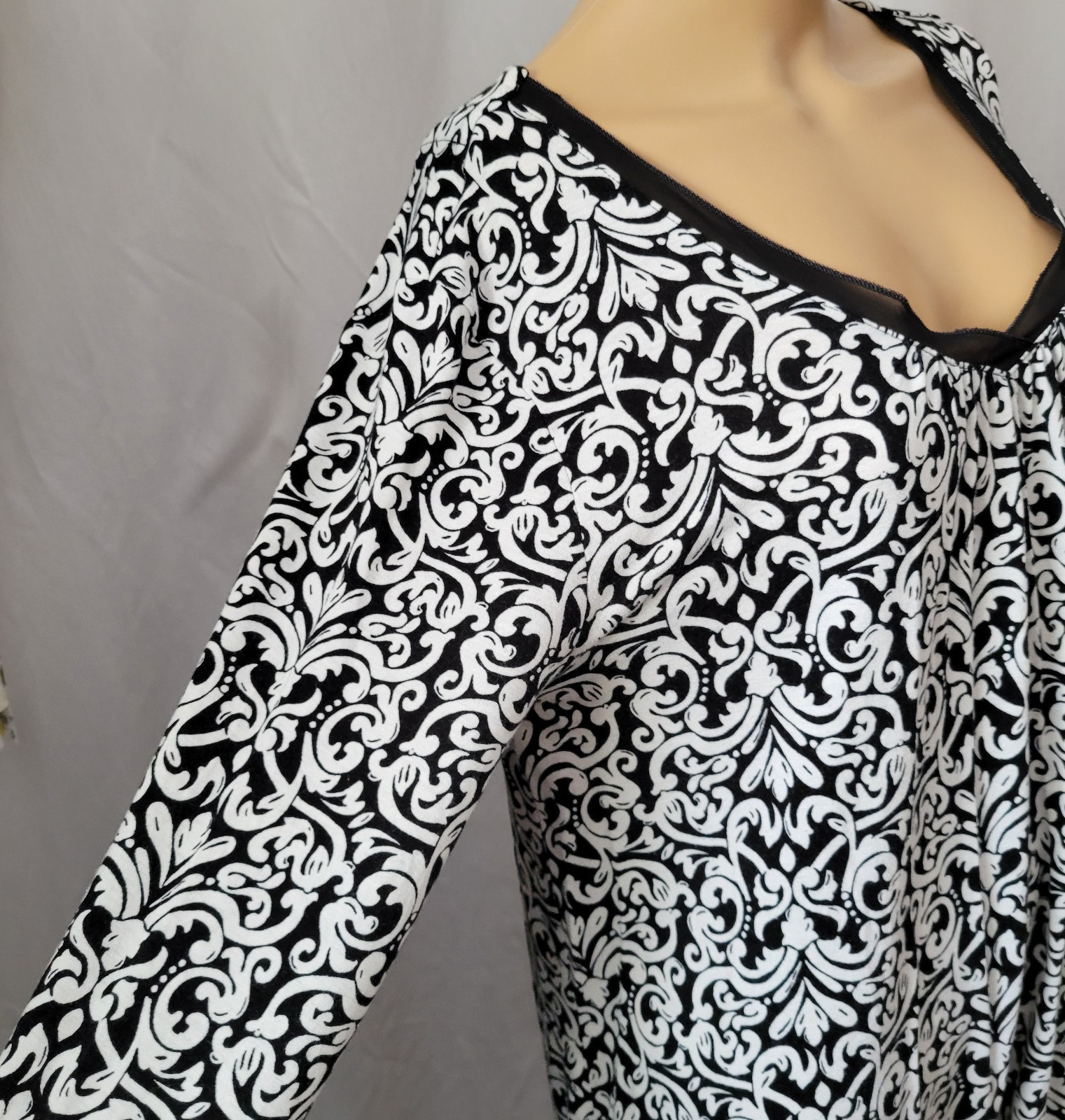 Anne Klein Dress Nightgown B/W chiffon trim Med Classic feminine Retro Flowy Y2k