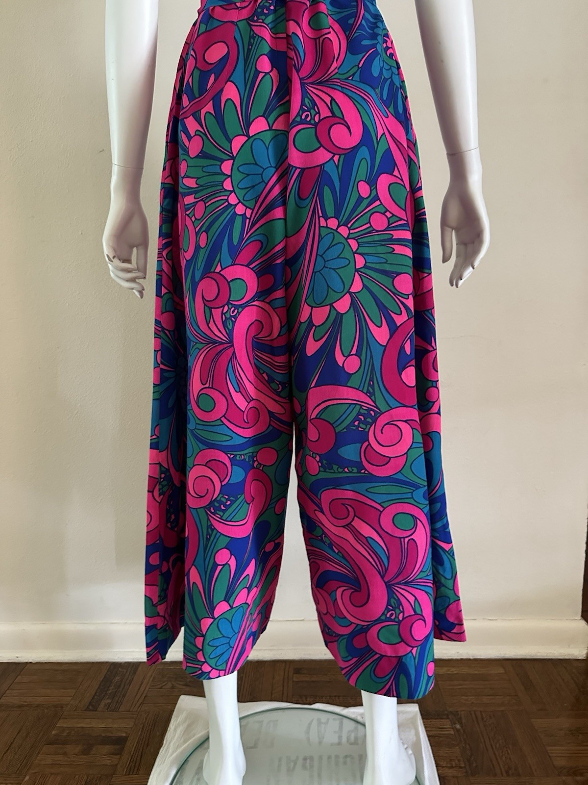 1960s Fumis Waikiki Hawaiian Palazzo Jumpsuit Psychedelic Floral Hostess Mod VTG