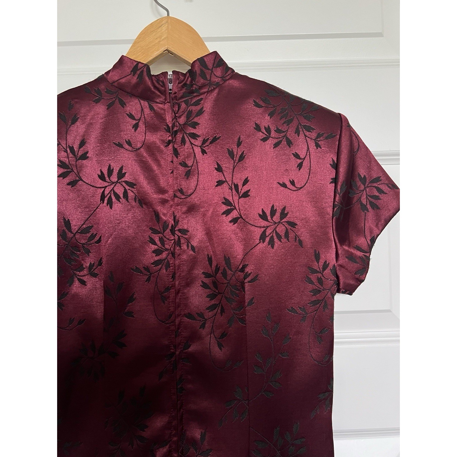 Vintage 90s Dawn Joy Satin Cheongsam Maxi Dress Burgundy Floral Goth Y2K 7/8