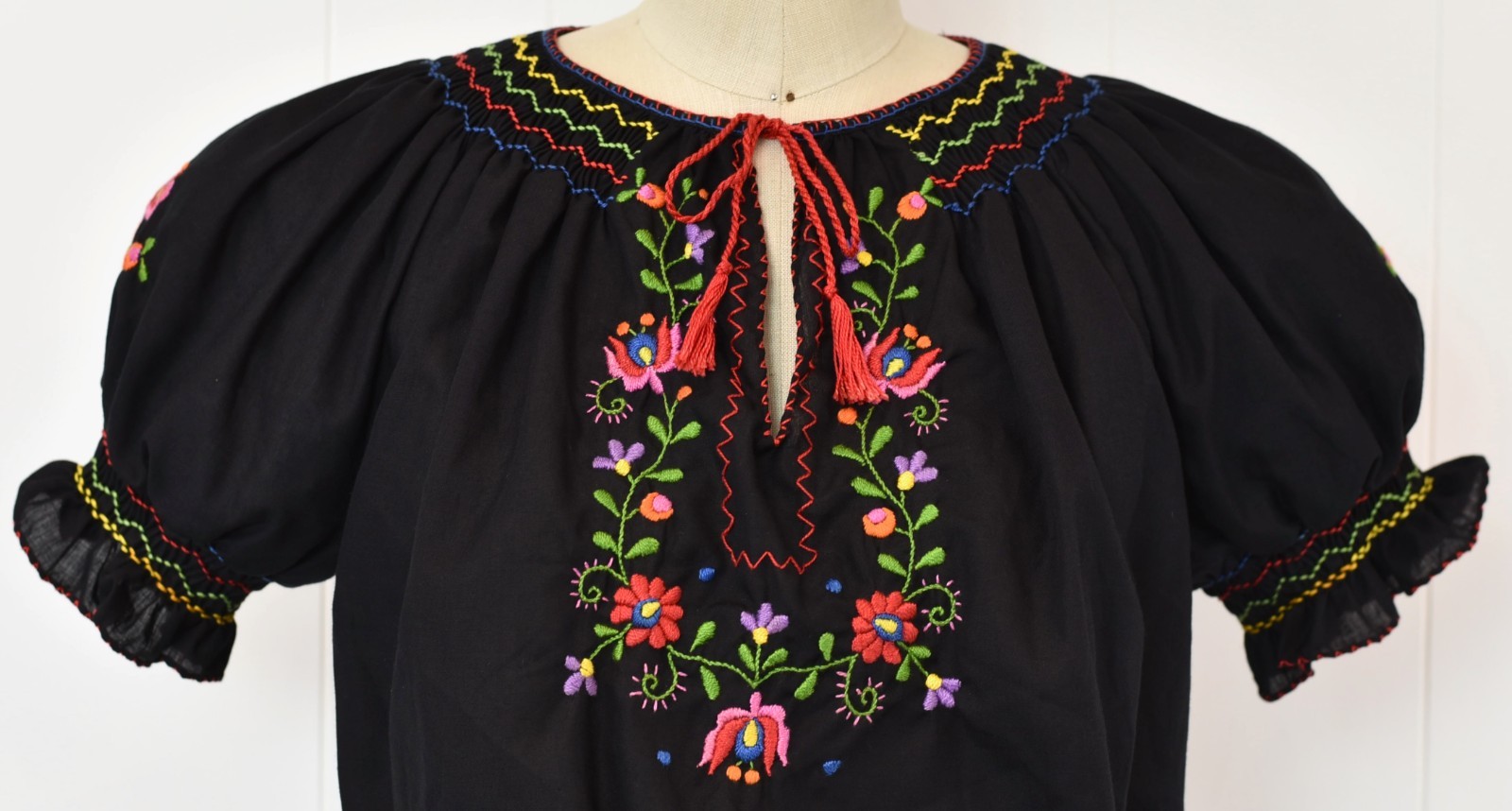 Vtg 1970s does 1930s Black Floral Embroidered Cotton Hungarian Peasant Blouse