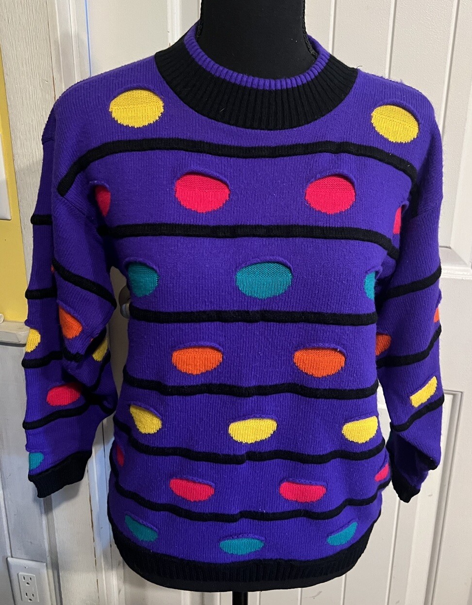 Vintage 80s Knit Waves Women’s Sweater Bright Purple w/ Multicolored Circles