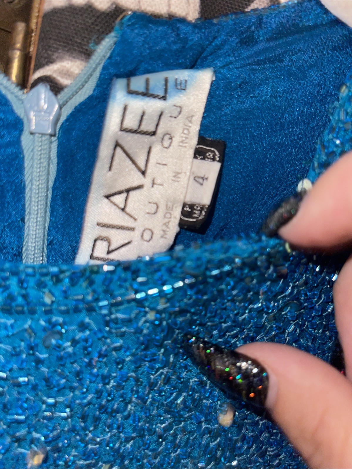 Riazee Boutique Teal Silk Fully Beaded Cocktail Dress Size 4 🩴
