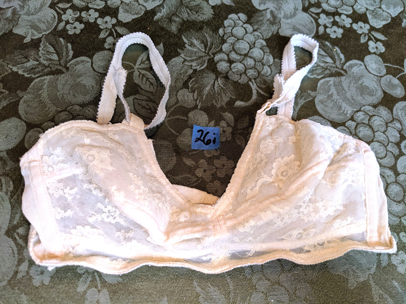 Vintage women’s bra cream Nemo/Treo 34 A/B