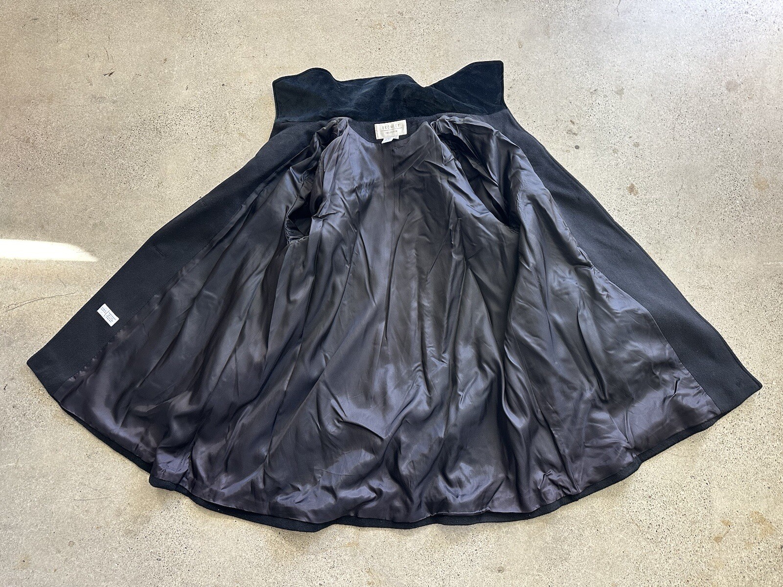 Vintage Bromley Collection Black Wool & Nylon Blend Felt Collar Coat Size 12