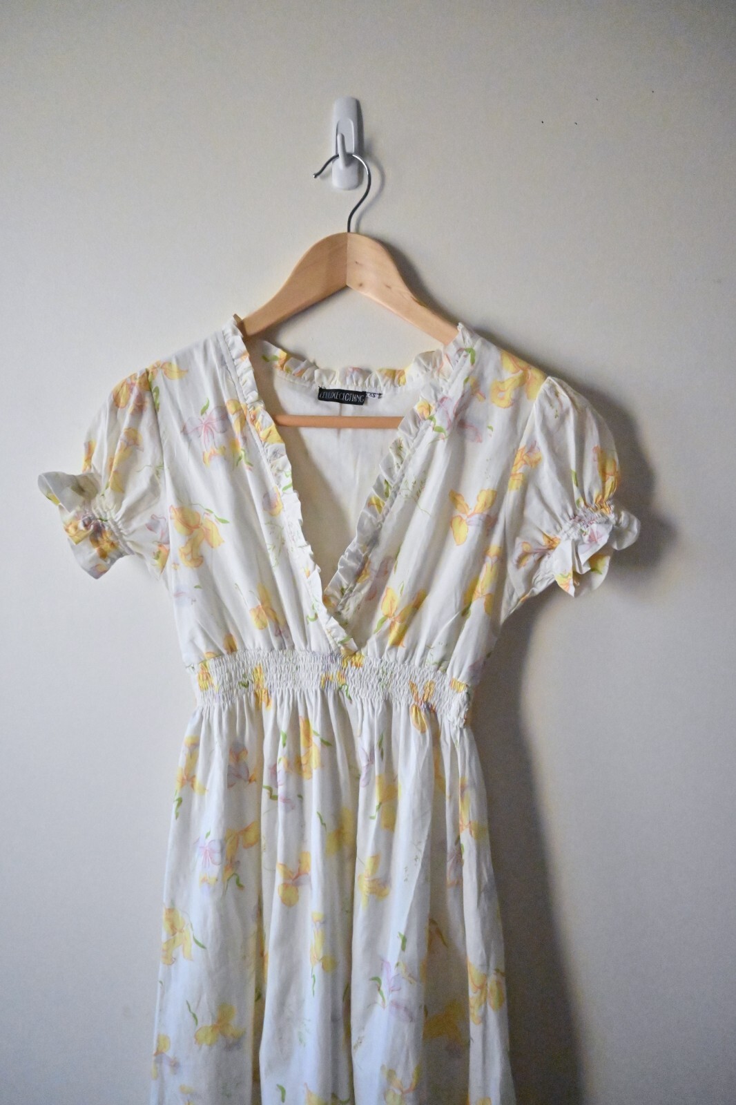 Leluxe Heirloom 1930’s Vintage Smocked Daffodil Print Voile Dress XS