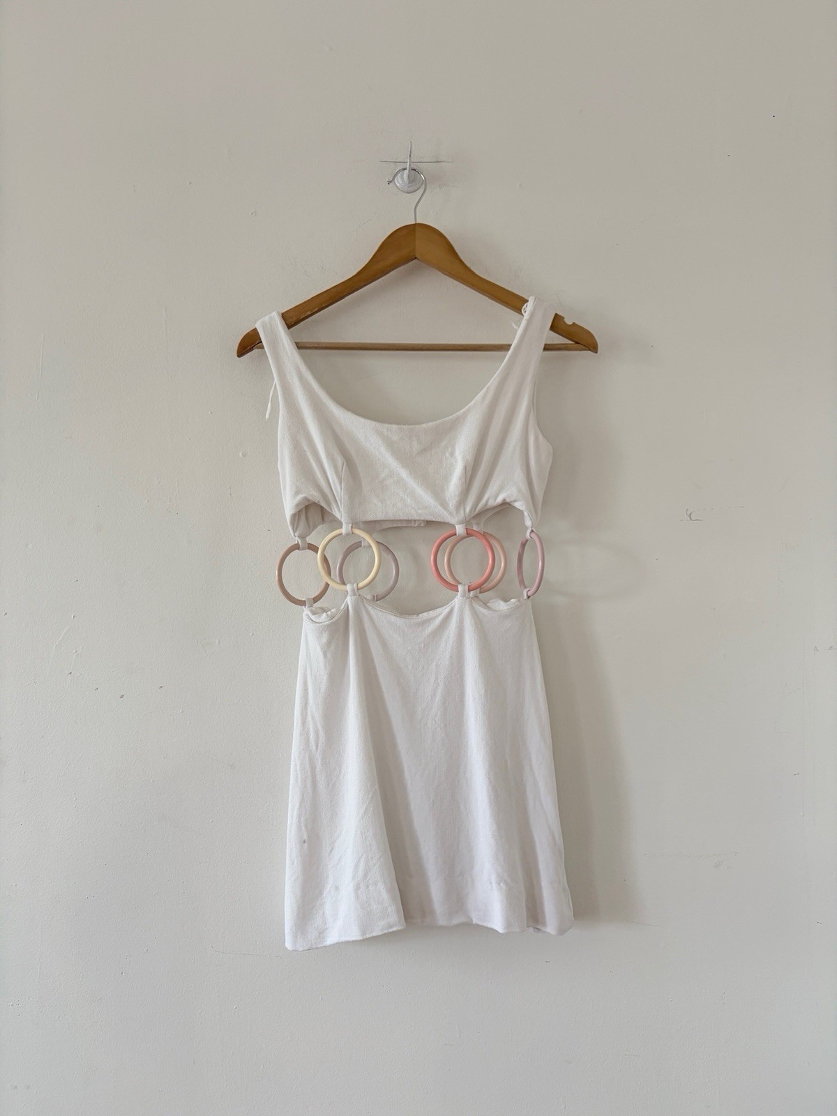 1960s Mod Space Age Linen Cutout Waist A-Line Mini Dress Lucite Rings Go-Go XS