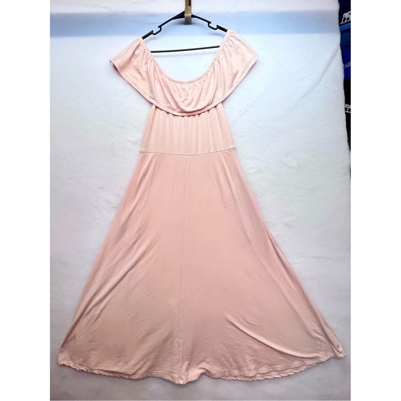 Reformation off the shoulder Fit & Flare Midi Dress Blush Pink Size Large
