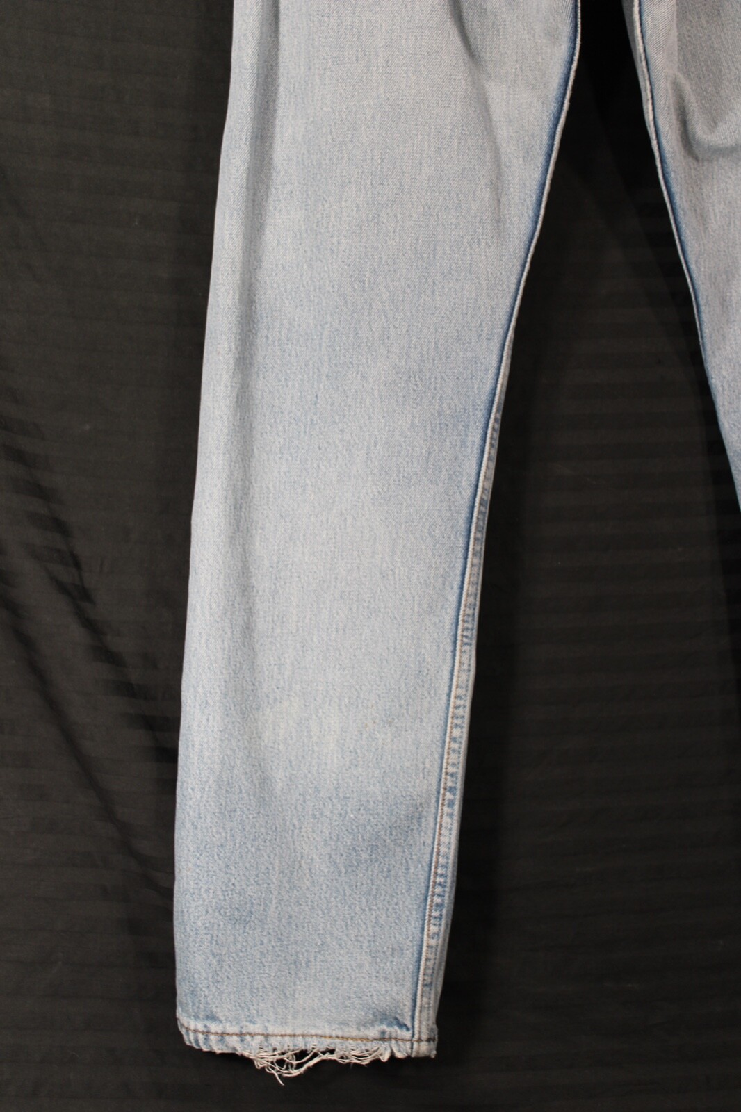 Vintage 1990s Levi’s 501 USA Button Fly BLUE Denim Jeans Women Women’s 31W x 32L