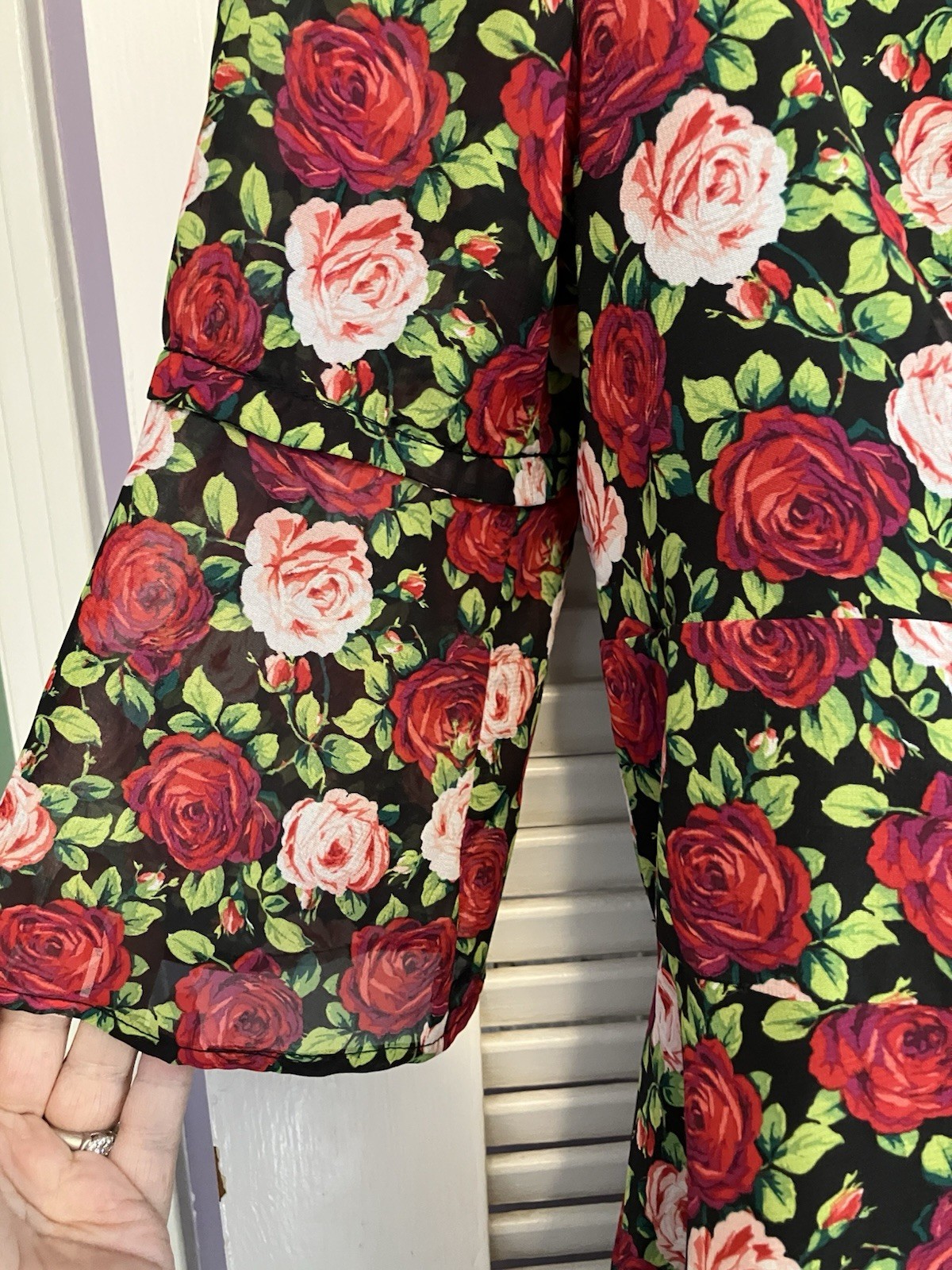 Vintage SZ 10 BETSEY JOHNSON Y2K Retro 80’s Cabbage Rose Romance Mini Dress