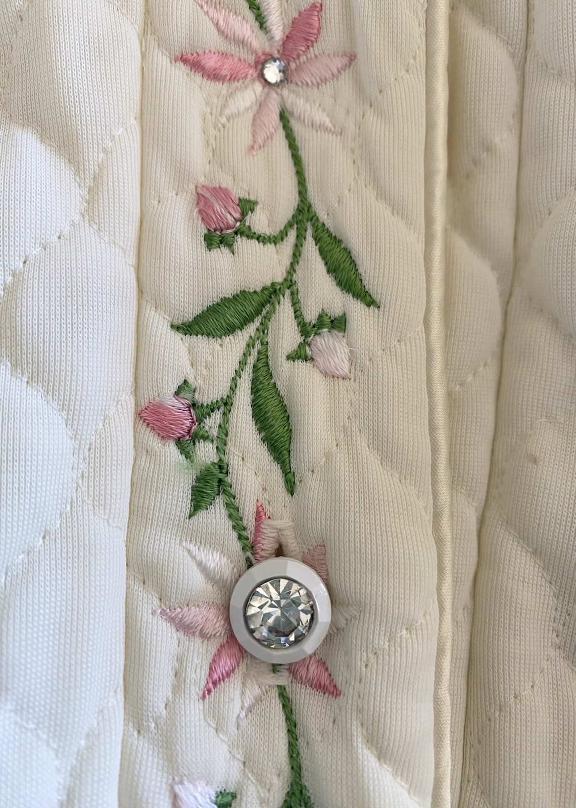 Vintage 60s Quilted Bathrobe *Large* EVELYN PEARSON Ivory Nylon Embellished